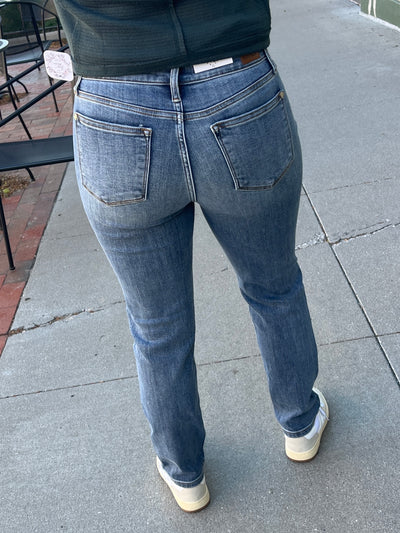 Judy Blue Classic Mid Rise