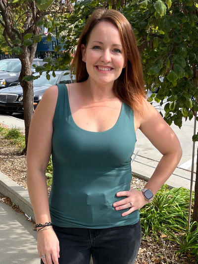Scoop Layer Tank - Everglade Green