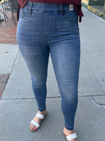 Judy Blue Pull On Skinny