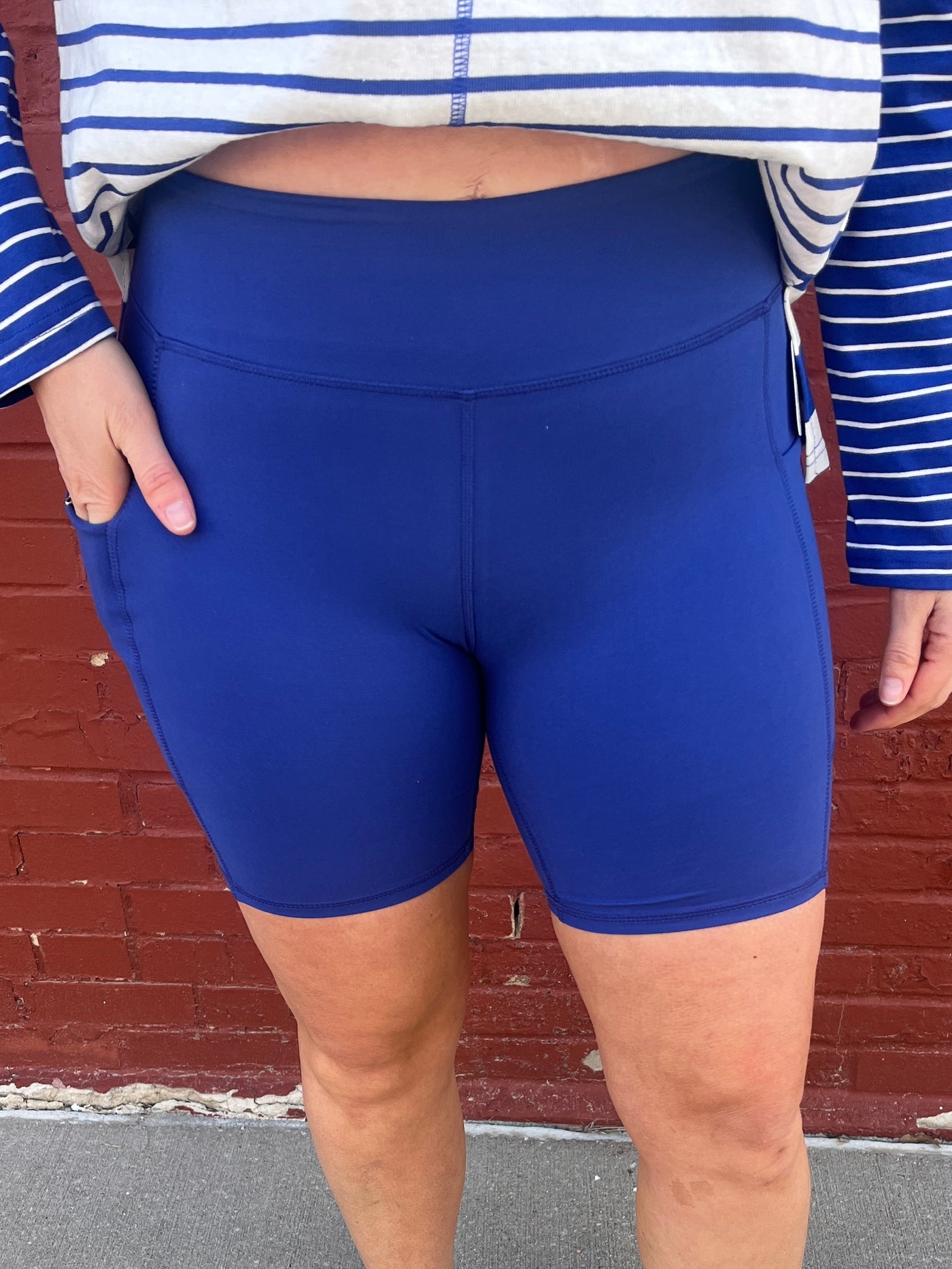 6" Biker Shorts w/Pockets - Psychic