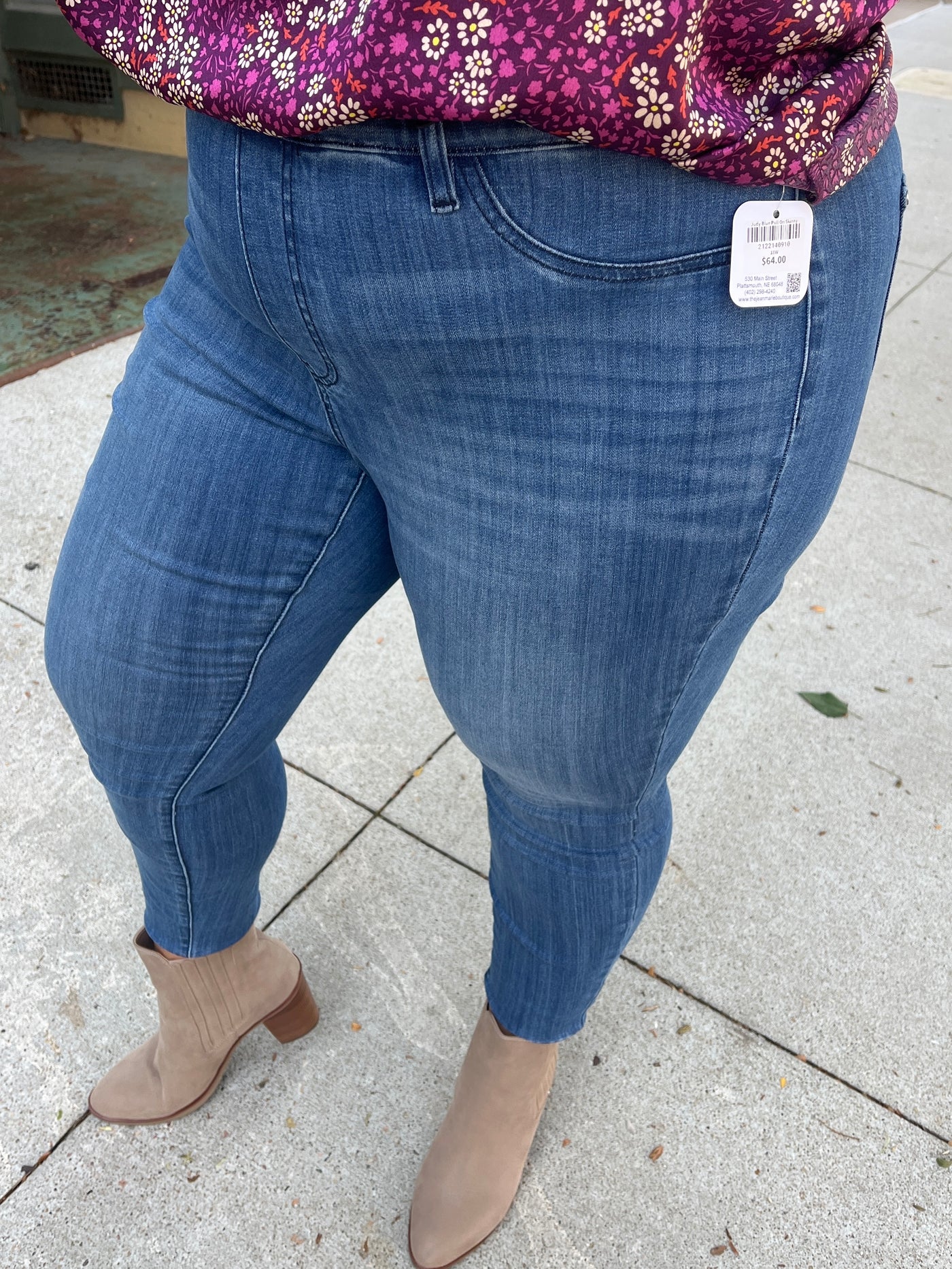 Judy Blue Pull On Skinny