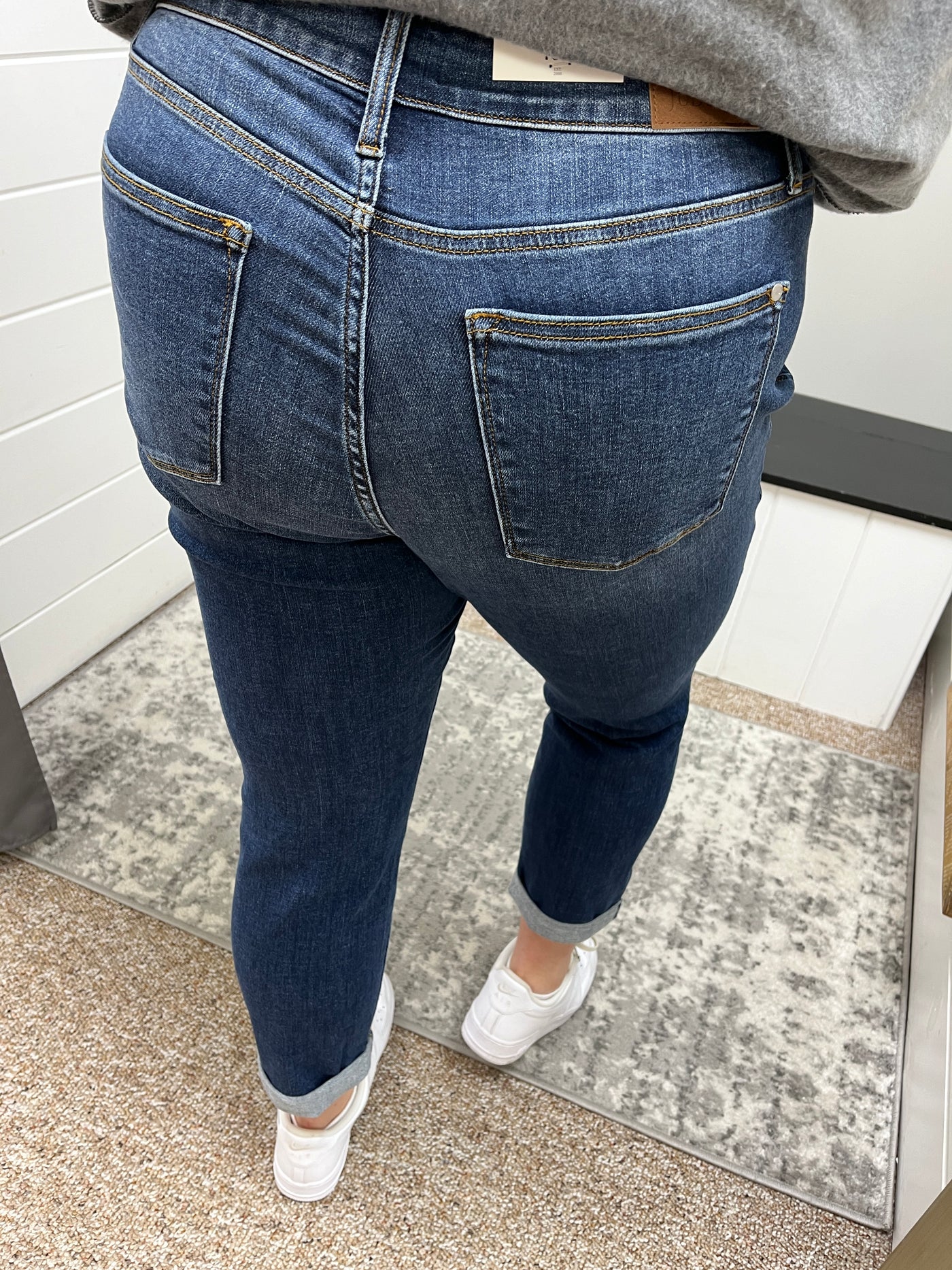 Judy Blue Mid Rise Slim