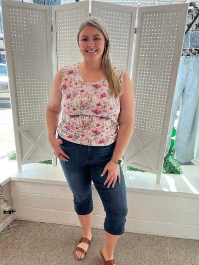 Judy Blue Dark Wash Capri