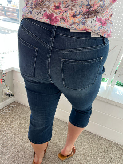 Judy Blue Dark Wash Capri