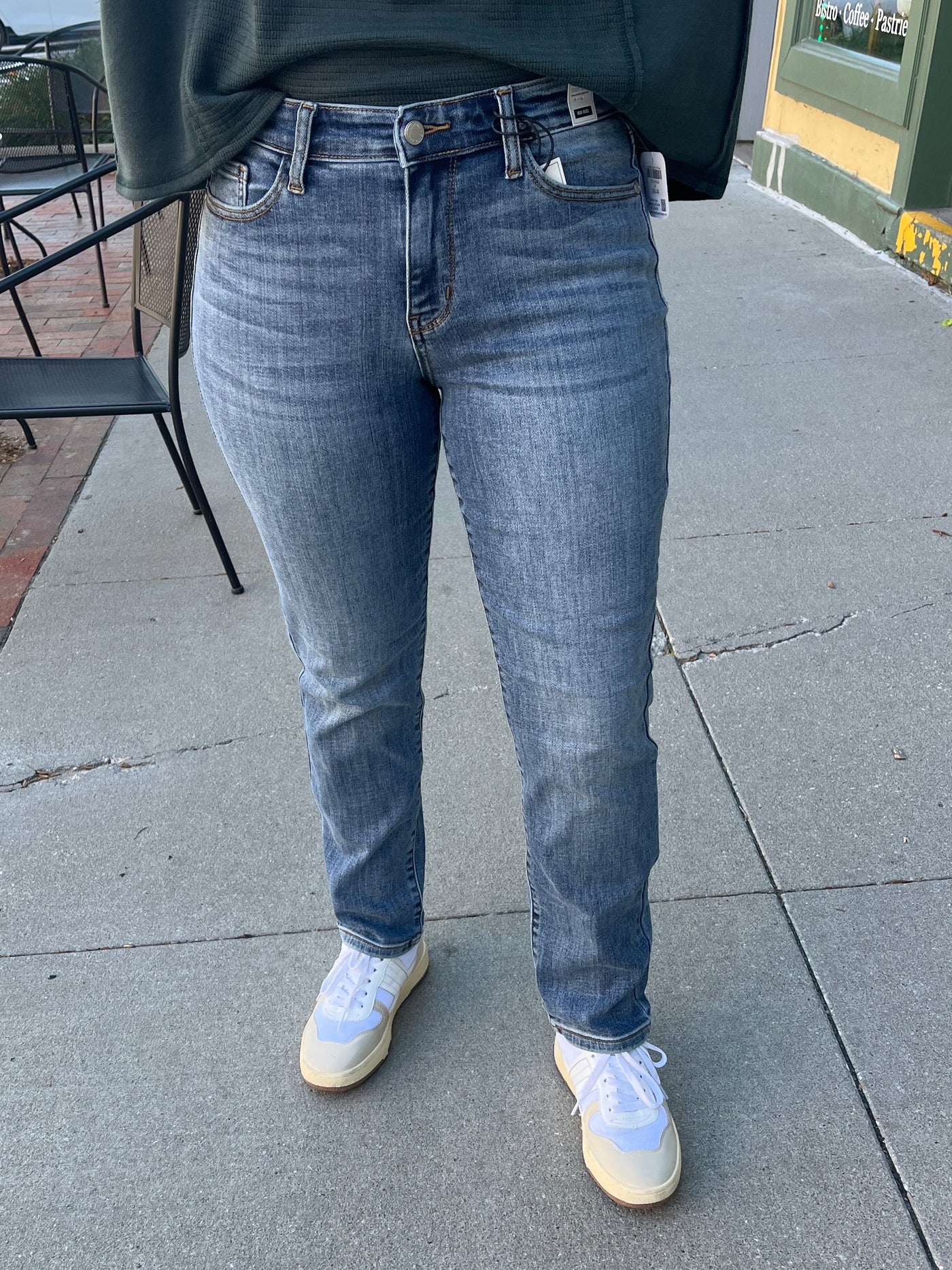Judy Blue Classic Mid Rise