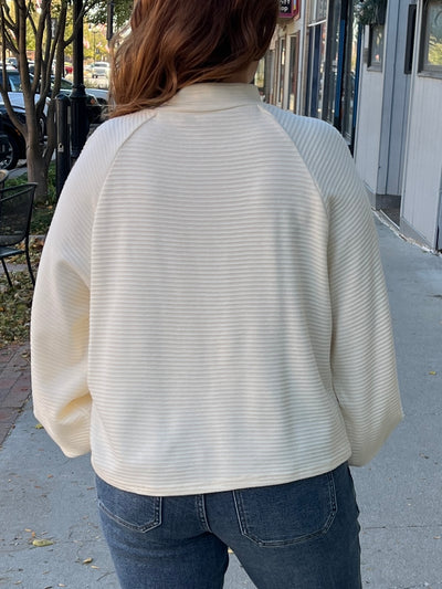Vital Cream Sweater