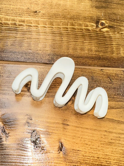 Wavy Claw Clip