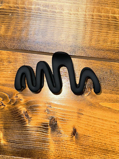 Wavy Claw Clip
