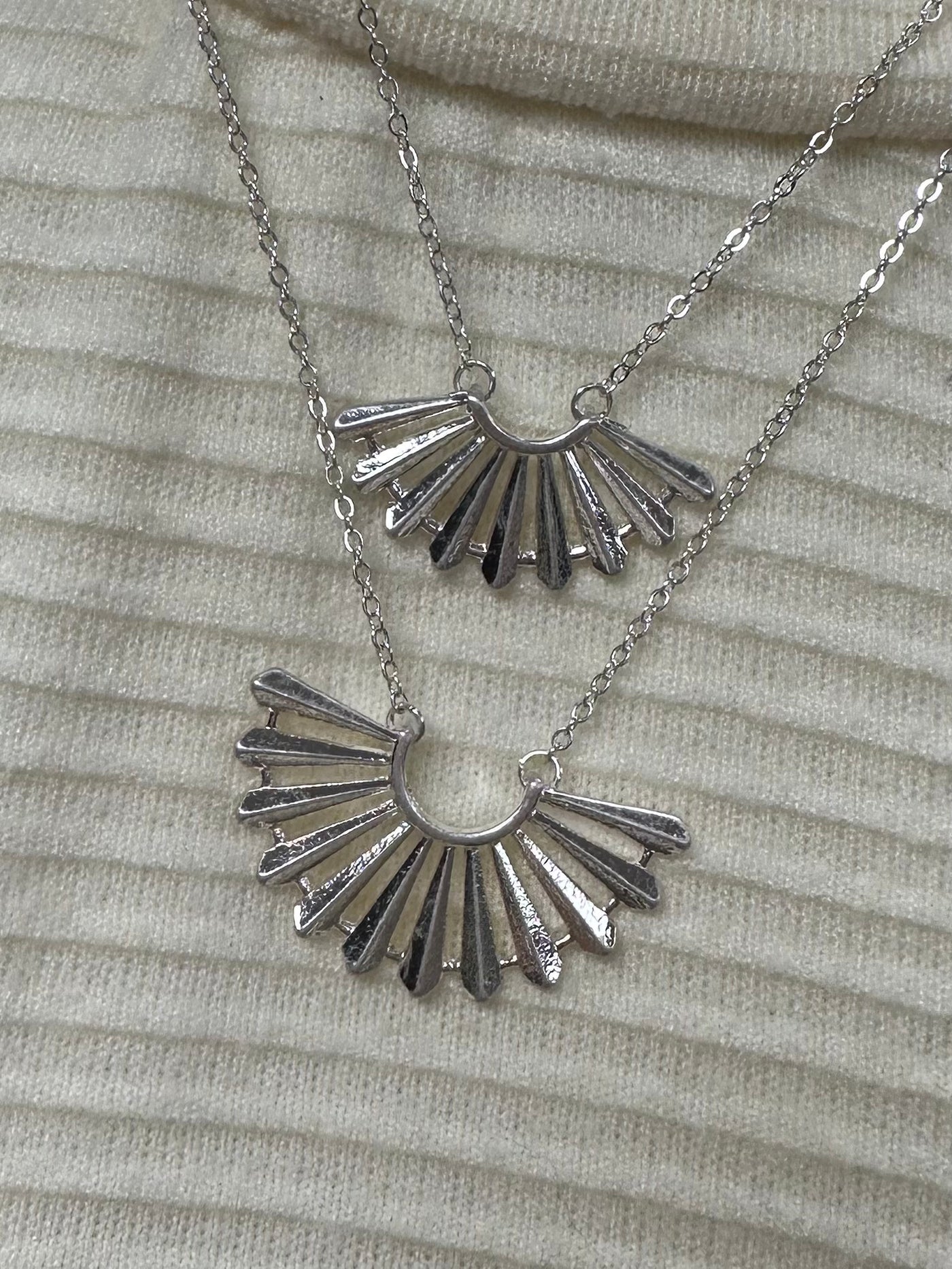 Mill Necklace