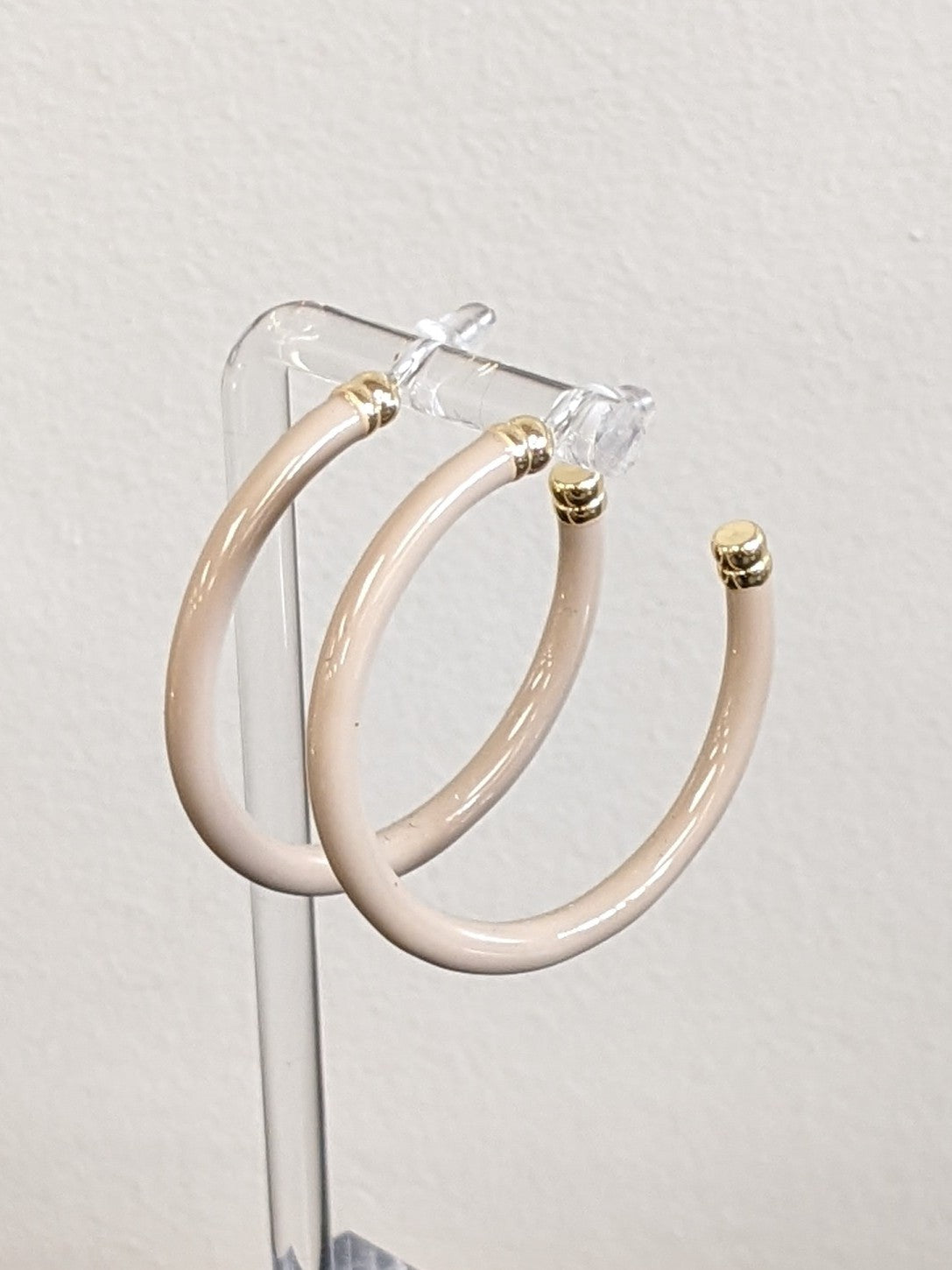 Neutral Hoops