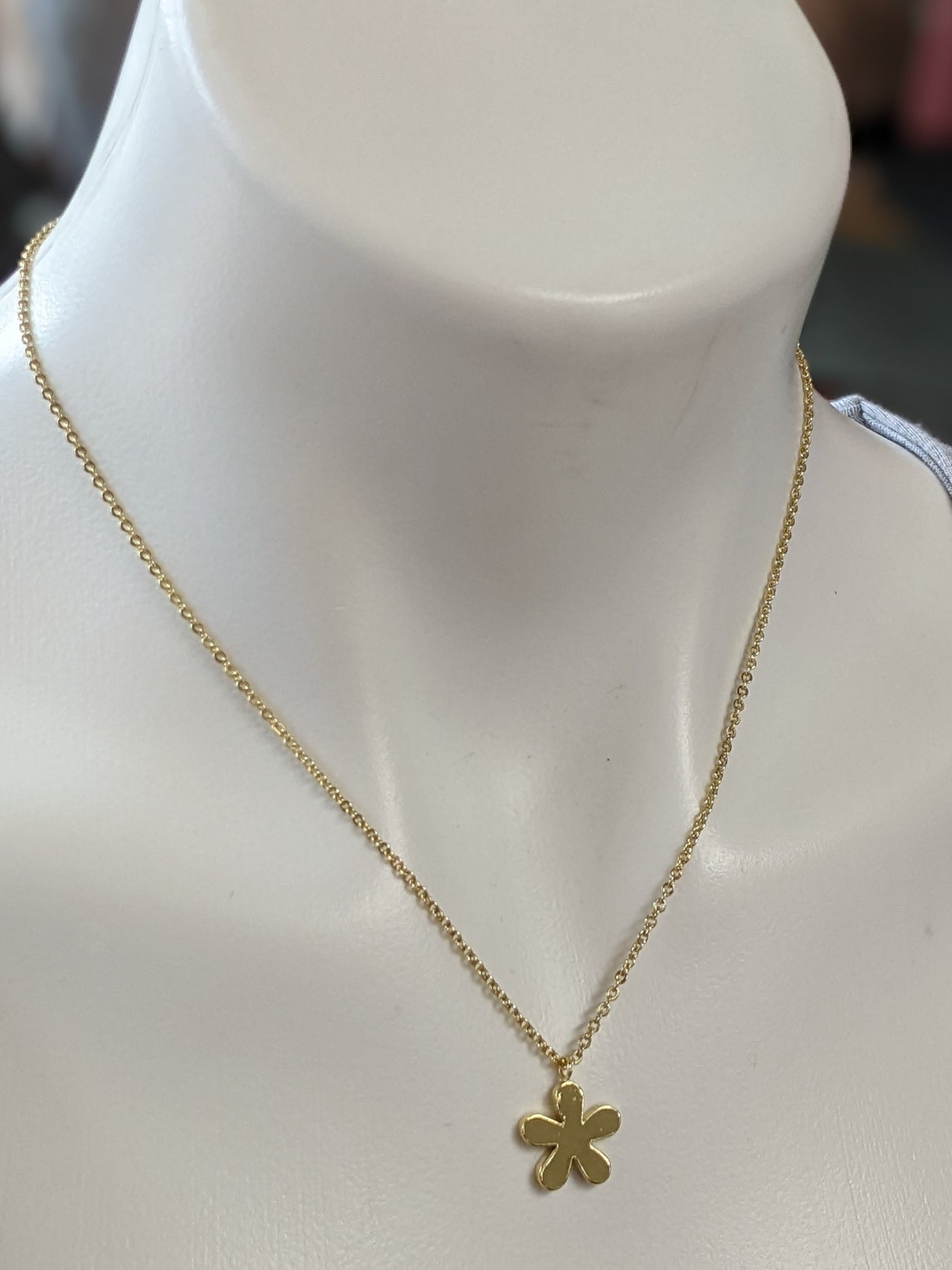 Petite Flower Necklace