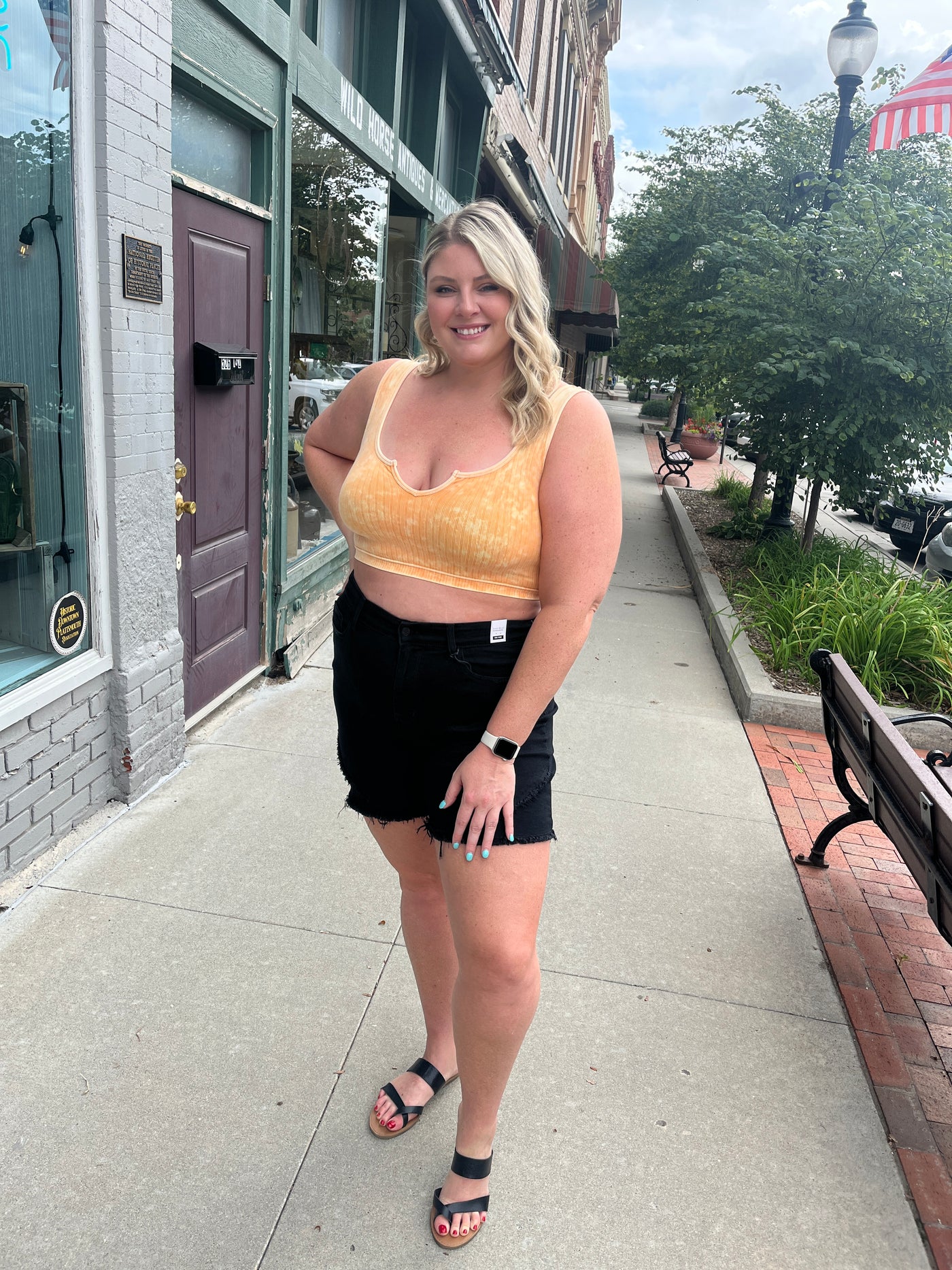 Notched Square Cropped Tank