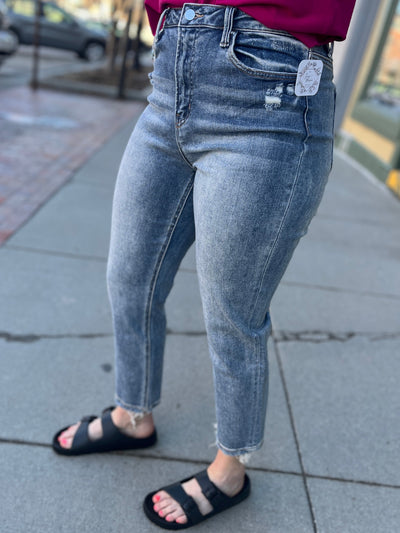 Mica Stretch Mom Jeans